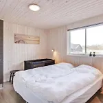 Pet Friendly Home In Glesborg With Sauna Ferienhaus *