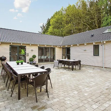 In Glesborg With Kitchen * Fjellerup Strand
